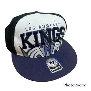 Los Angeles Kings ‘47 SnapBack Hat NHL New Black White Adjustable